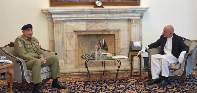 Pakistan’s army chief holds meeting with Afghan President Ashraf Ghani in Kabul