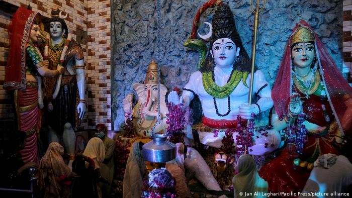 Islamists partially damage an ancient ‘Hindu Shrine’ in Pakistan
