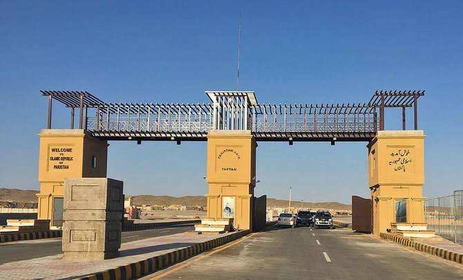 Iran investigates death of its nationals at border with Pakistan
