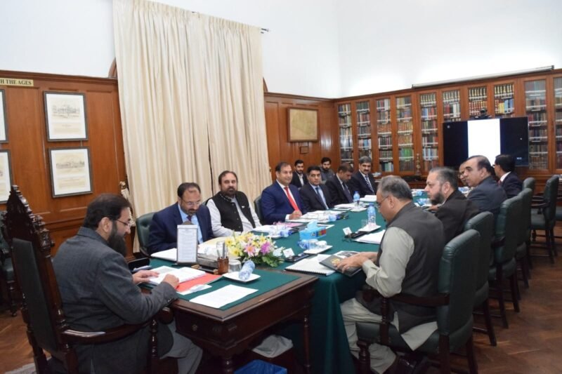Governor Punjab Balighur Rahman presided over the consortium made on energy as Chancellor of the Universities of Punjab IMG 20230304 WA00601