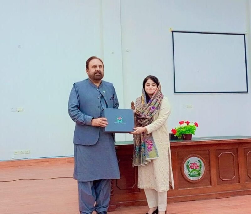 Deputy Commissioner Chakwal Inspires and Engages Students at University of Chakwal Deputy Commissioner Chakwal Inspires and Engages Students at University of Chakwal