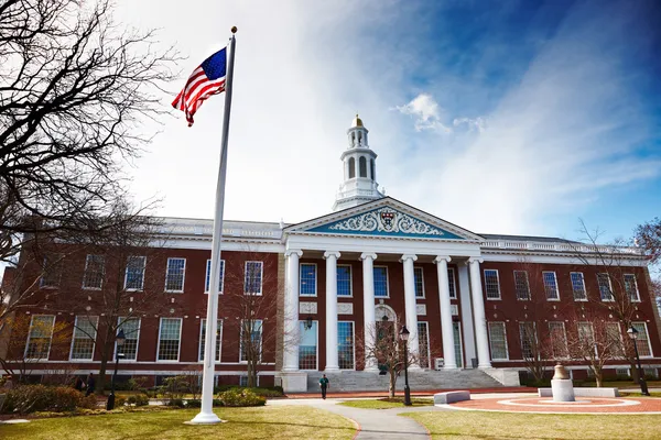 Harvard vs. Trump: The New Legal Clash Over Academic Independence and Immigration Policy Harvard Vs Trump: 5 Shocking Impacts of Trump’s Crackdown on Harvard University