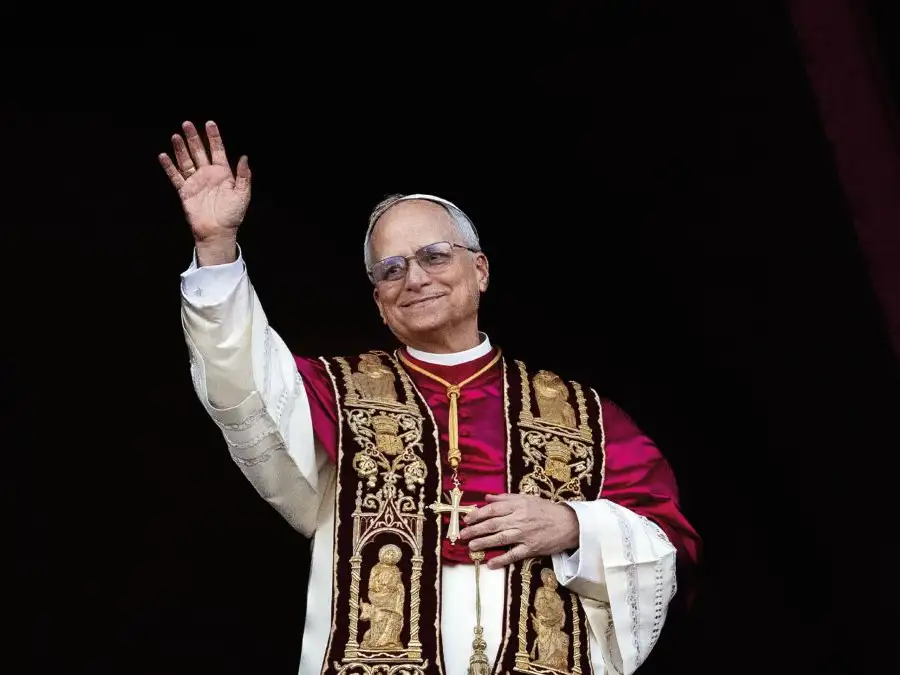 Can Pope Leo XIV Broker Peace in Ukraine? Vatican's Potential Role Tested Amid Putin-Trump Dialogue