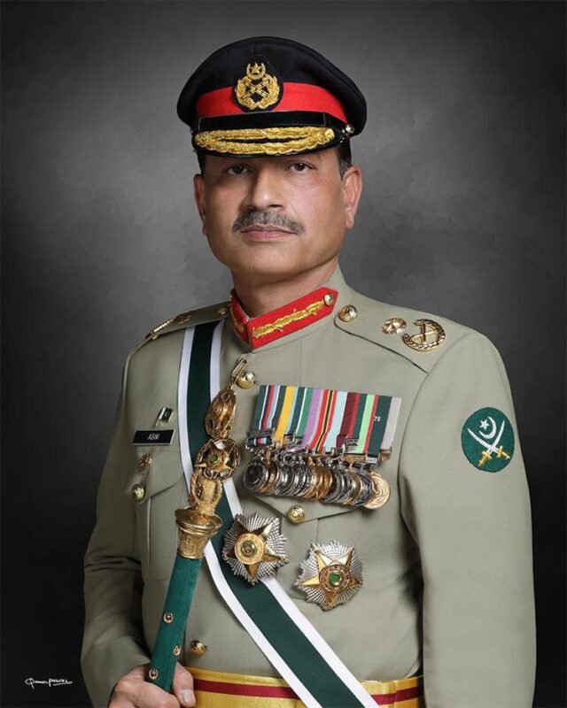 Trump’s Warm Welcome to Field Marshal Asim Munir Signals New Era in Pakistan-U.S. Ties Trump's Warm Welcome to Field Marshal Asim Munir Signals New Era in Pakistan-U.S. Ties