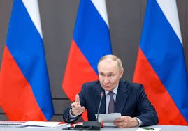 Putin Offers Trump Nuclear Deal Lifeline as New START Deadline Looms Putin Offers Trump Nuclear Deal Lifeline as New START Deadline Looms