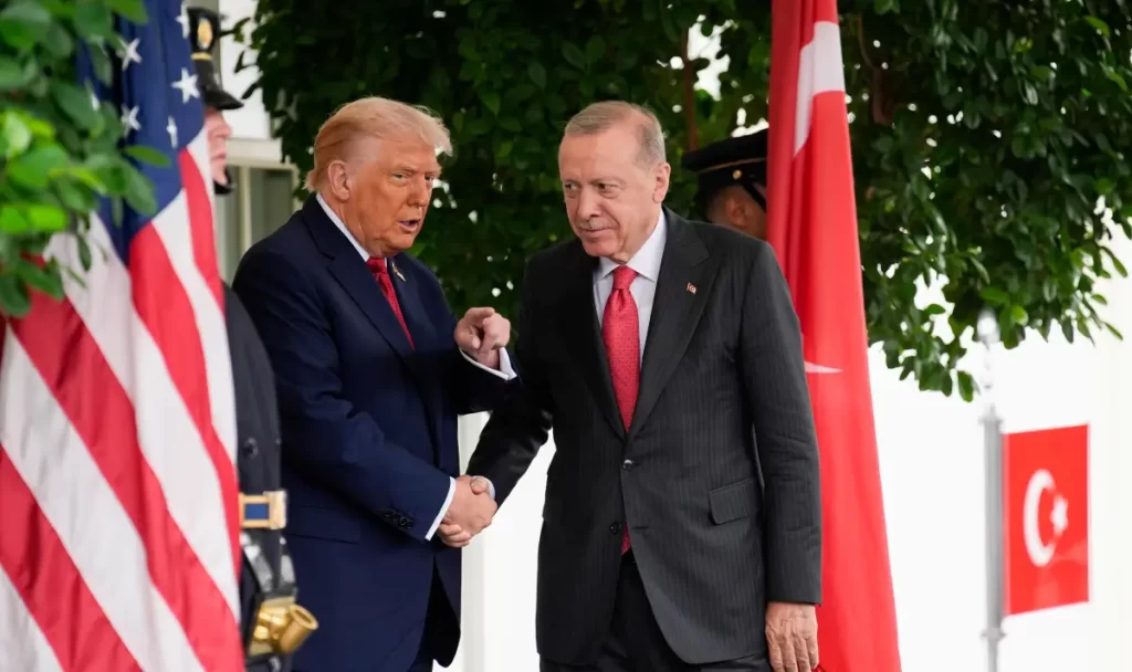 Gaza Ceasefire on the Brink: How Trump, Erdogan, and Vance Are Struggling to Keep the Fragile Peace Alive