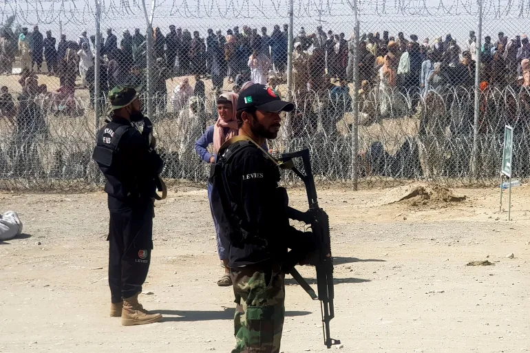 Pakistan Army’s Powerful Response in Spin Boldak and Chaman Sector Forces Taliban Ceasefire Request Pakistan Army’s Powerful Response in Spin Boldak and Chaman Sector Forces Taliban Ceasefire Request