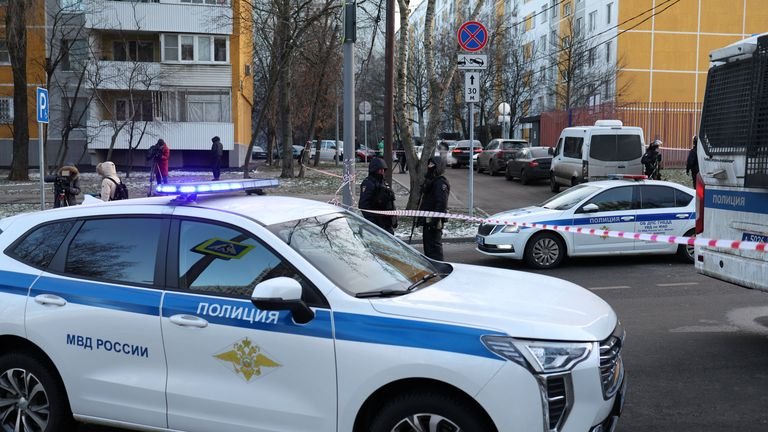 Moscow Bomb Blast Kills Police Officers Days After General’s Assassination Moscow Bomb Blast Kills Police Officers Days After General’s Assassination