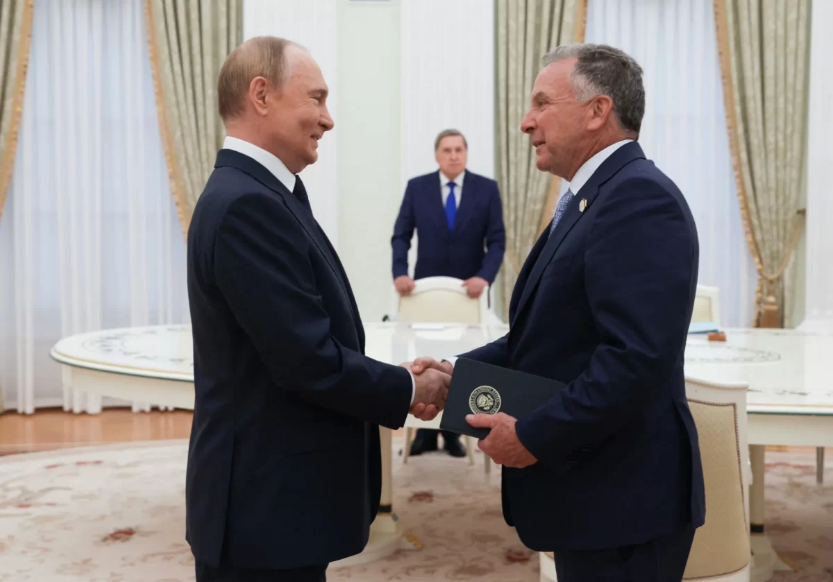 Ukraine peace talks: Putin–Trump Envoys Hold High-Stakes Kremlin Talks as Europe Scrambles for Influence
