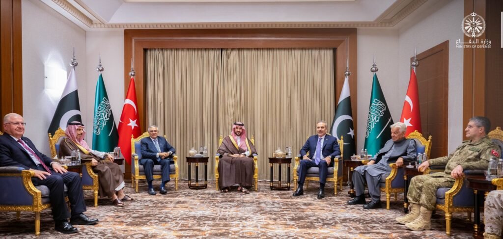 Mecca Defence Alliance Shift: Saudi-Led Ground Offensives Force Houthi Retreat Mecca Defence Alliance appoints Lt Gen Numan Mahmud as chief as Saudi-backed ground offensives in Yemen force Houthis into a major retreat.